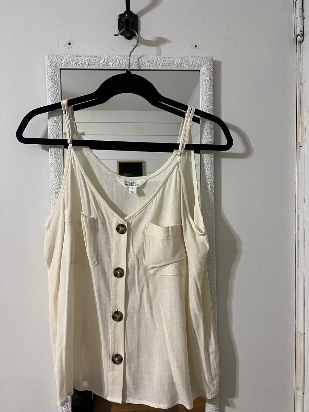 Market & Spruce Cream Button-Front Tank Top